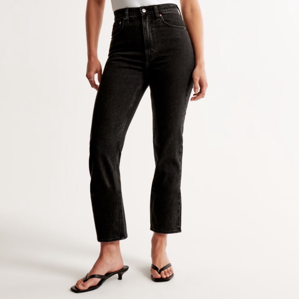 Abercrombie Ultra High Rise Ankle Straight Jean
